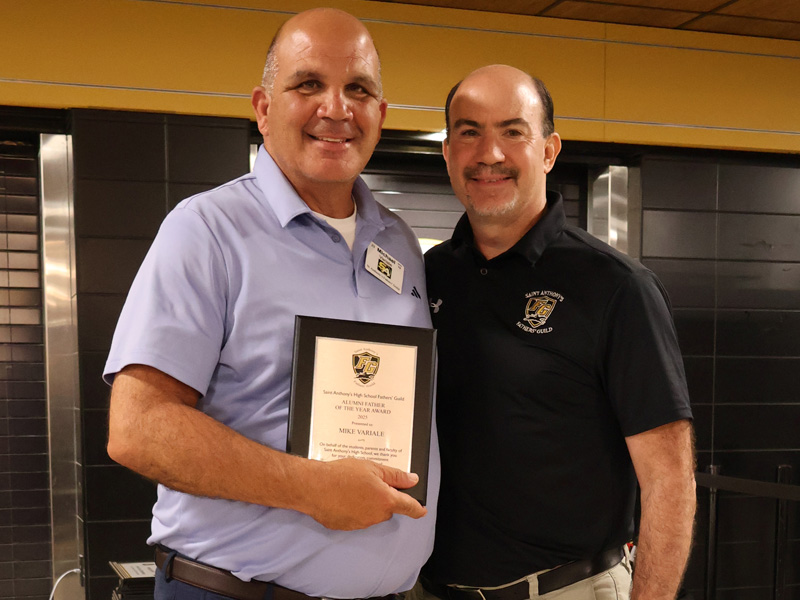 Alumni Father of the Year, Mike Variale, with Guild President John Favilla